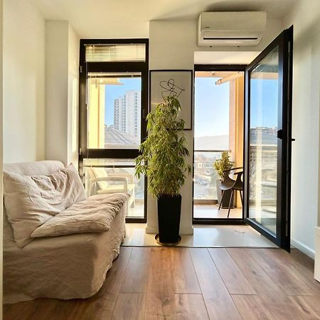 City Center - Next To Holiday Inn -2Br Apartment Тбілісі Екстер'єр фото