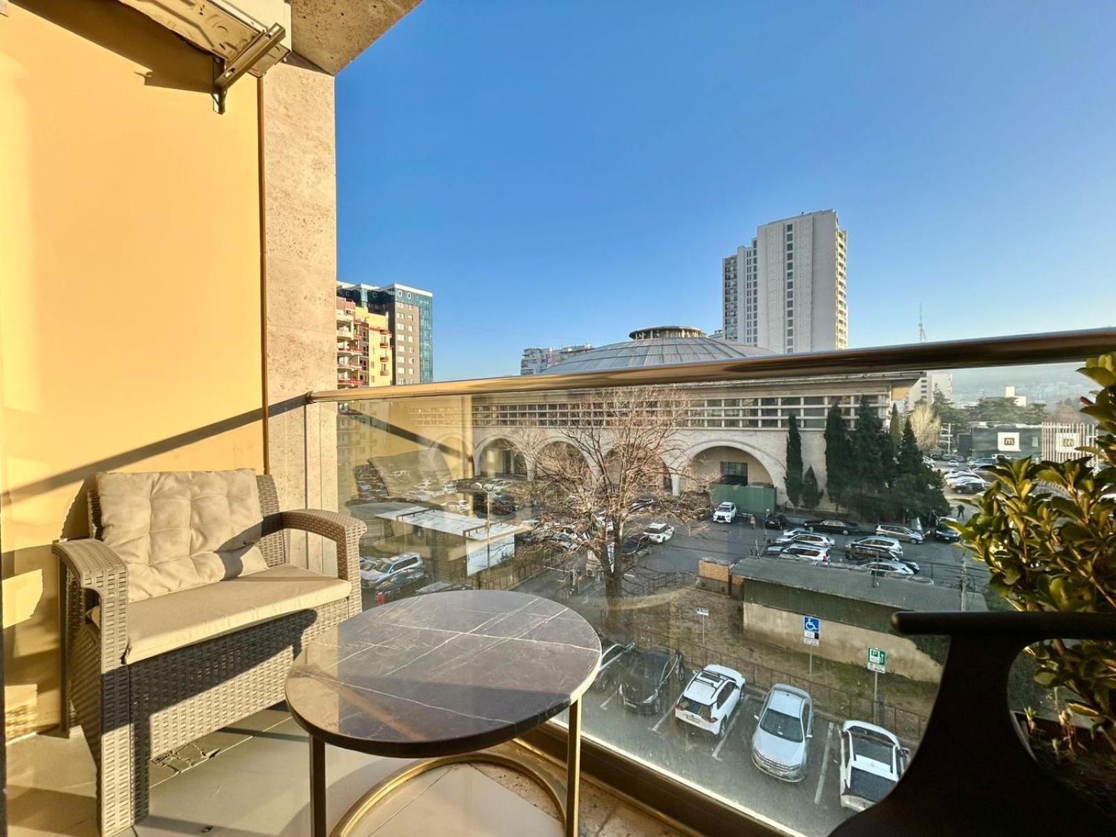 City Center - Next To Holiday Inn -2Br Apartment Тбілісі Екстер'єр фото