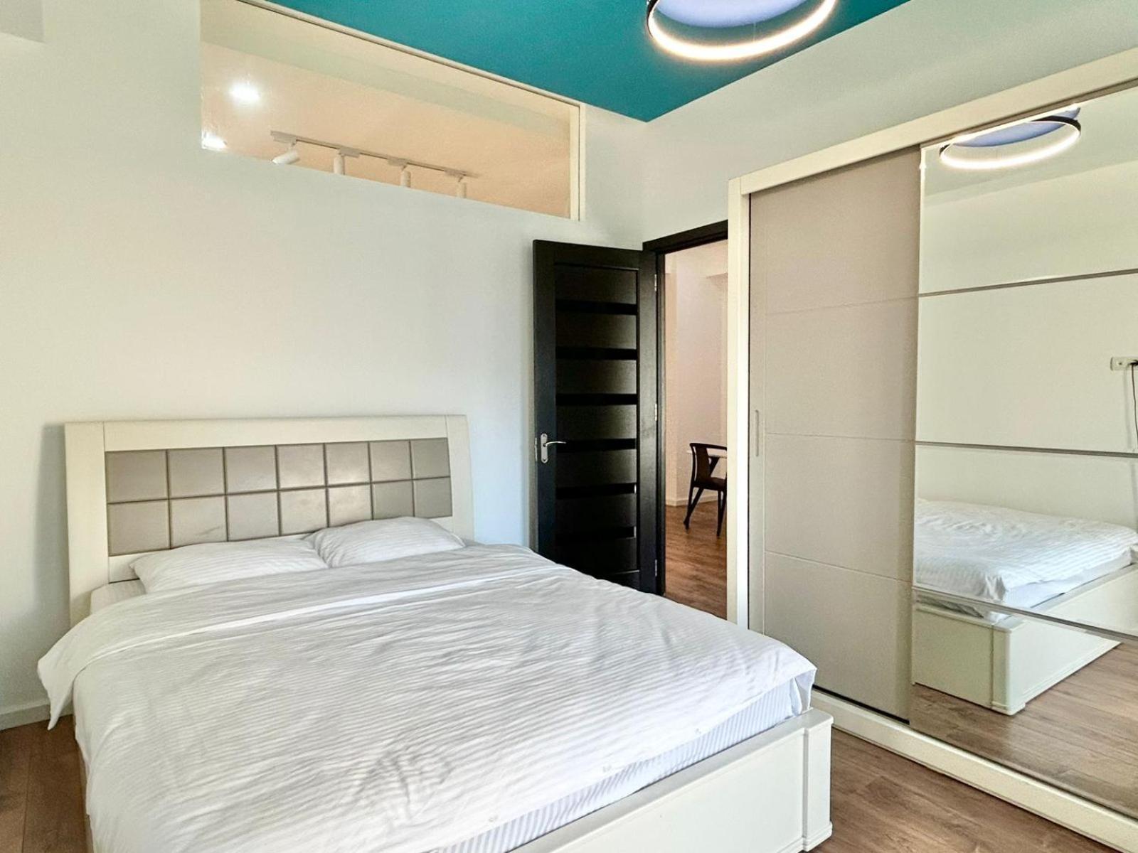 City Center - Next To Holiday Inn -2Br Apartment Тбілісі Екстер'єр фото