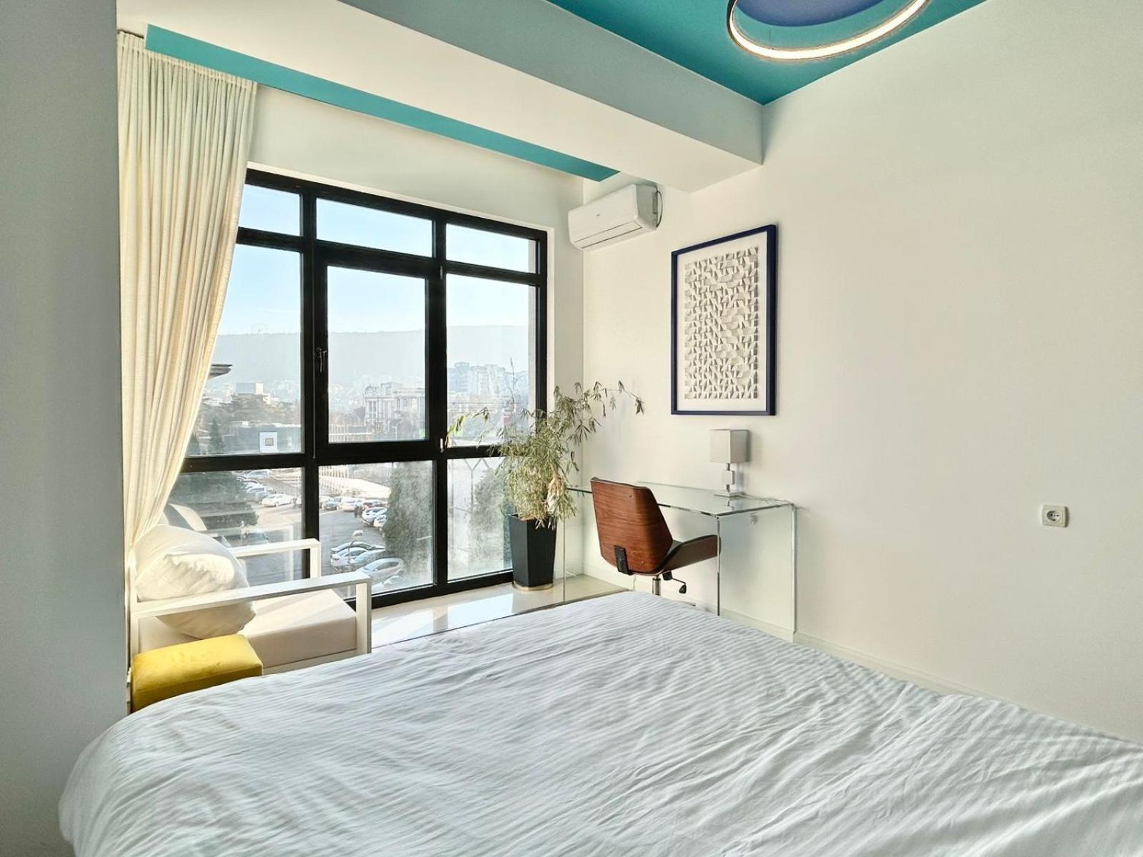 City Center - Next To Holiday Inn -2Br Apartment Тбілісі Екстер'єр фото