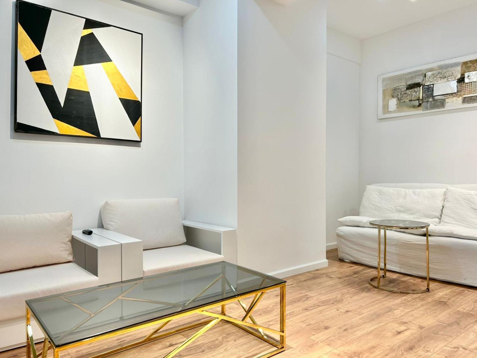 City Center - Next To Holiday Inn -2Br Apartment Тбілісі Екстер'єр фото