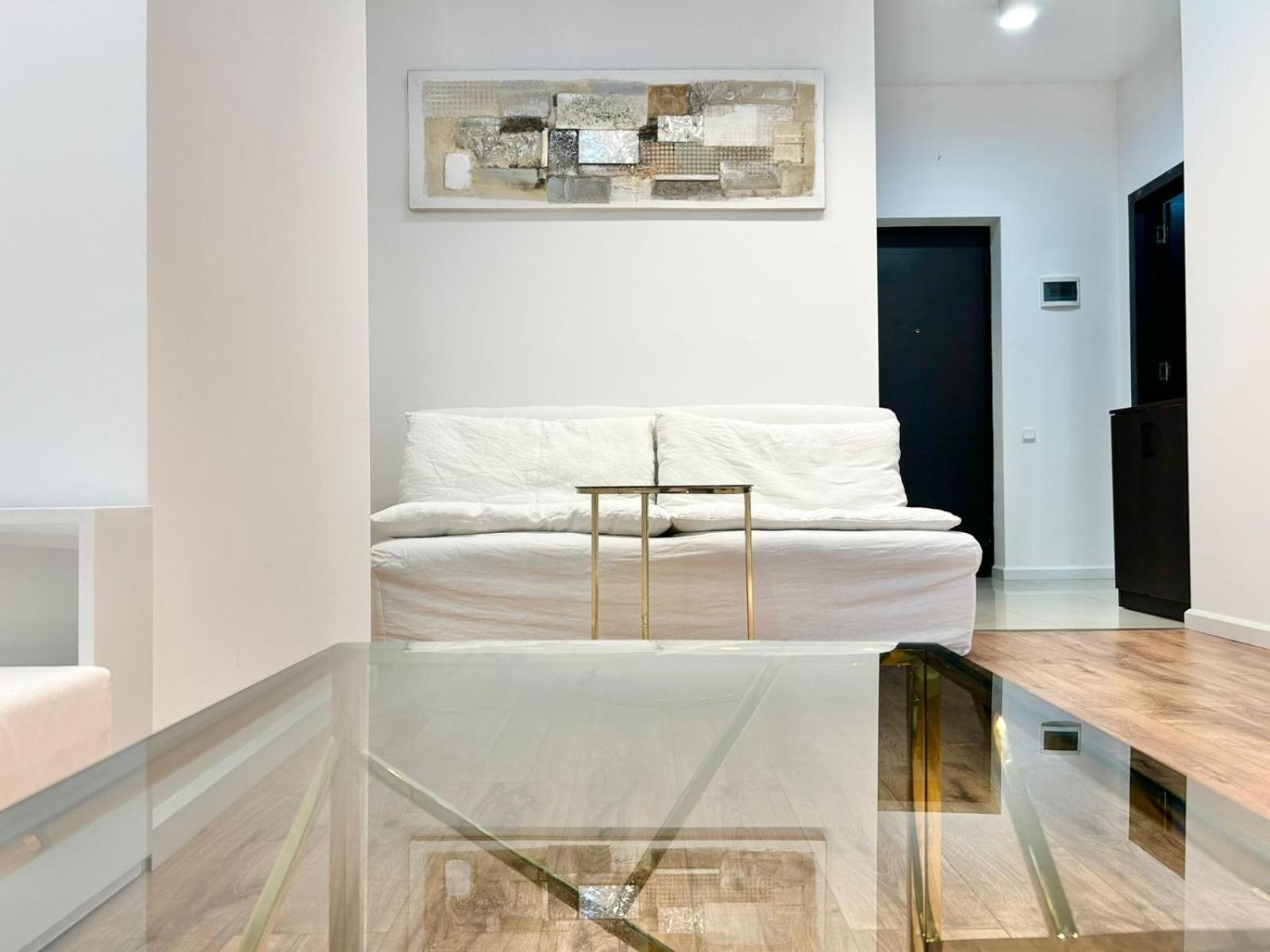City Center - Next To Holiday Inn -2Br Apartment Тбілісі Екстер'єр фото